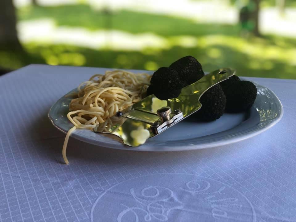Hotel Villa Elia Calizzano Ngoại thất bức ảnh